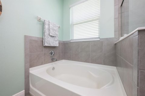 House in Wesley Chapel, Florida 4 bedrooms, 191.1 sq.m. № 1879964 - photo 22