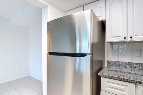 Copropriété à vendre à New Port Richey, Floride: 2 chambres, 102.56 m2 № 2099177 - photo 20