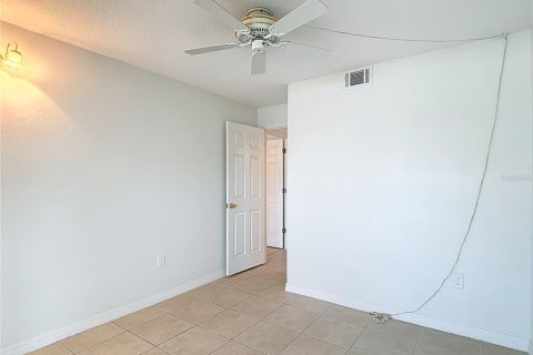 Copropriété à vendre à New Port Richey, Floride: 2 chambres, 102.56 m2 № 2099177 - photo 9