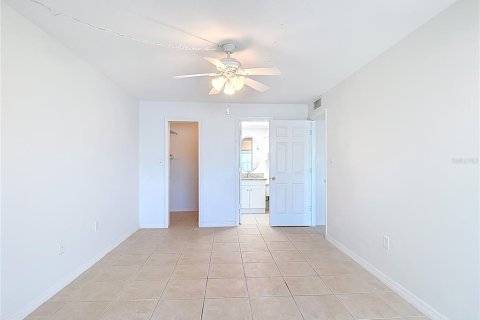 Copropriété à vendre à New Port Richey, Floride: 2 chambres, 102.56 m2 № 2099177 - photo 24