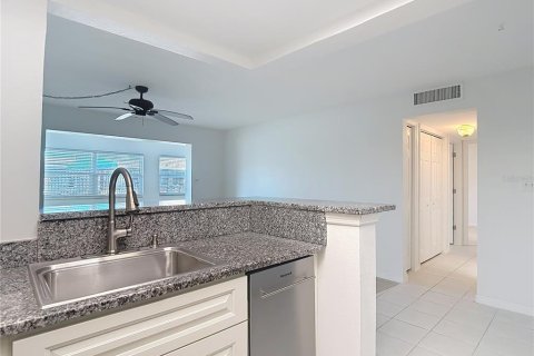 Copropriété à vendre à New Port Richey, Floride: 2 chambres, 102.56 m2 № 2099177 - photo 19