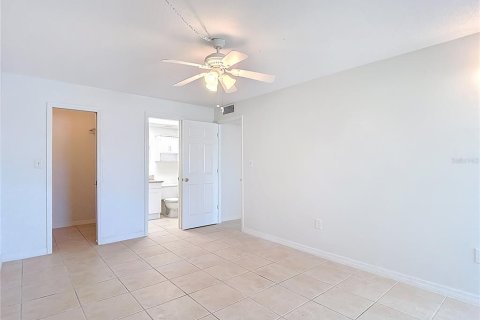 Copropriété à vendre à New Port Richey, Floride: 2 chambres, 102.56 m2 № 2099177 - photo 25
