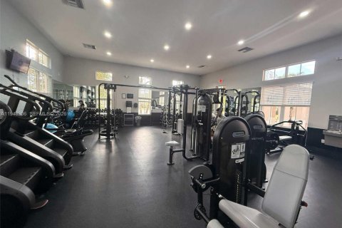 Снять в аренду кондоминиум в Катлер-Бей, Флорида 2 спальни, 75.16м2, № 2004639 - фото 6