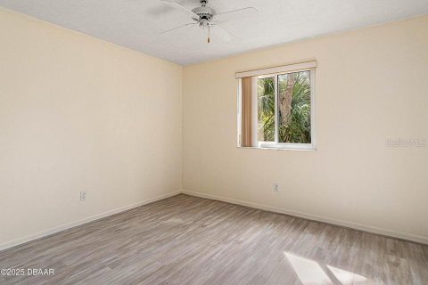 House in Port Orange, Florida 2 bedrooms, 127.28 sq.m. № 1879317 - photo 10