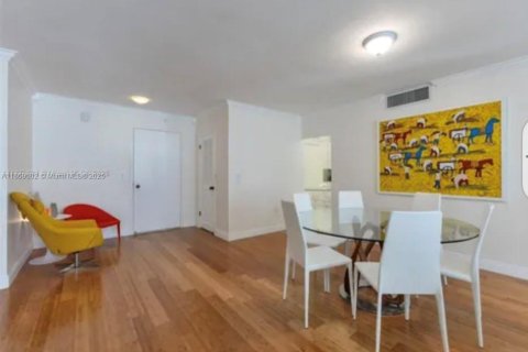 Condo in Bal Harbour, Florida, 2 bedrooms  № 2192306