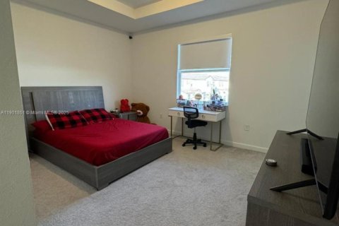 Casa en alquiler en Miami, Florida, 3 dormitorios, 137.77 m2 № 1951774 - foto 26