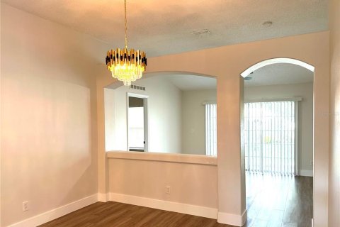 Villa ou maison à vendre à Apopka, Floride: 4 chambres, 142.14 m2 № 1900983 - photo 6