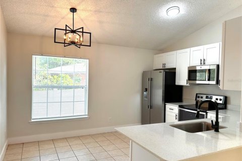 Villa ou maison à vendre à Apopka, Floride: 4 chambres, 142.14 m2 № 1900983 - photo 8