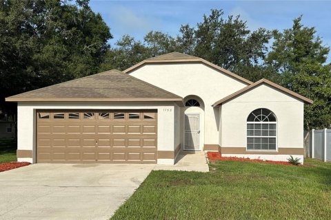 Villa ou maison à vendre à Apopka, Floride: 4 chambres, 142.14 m2 № 1900983 - photo 3