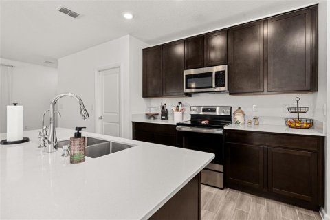 Casa en venta en Davenport, Florida, 4 dormitorios, 173.73 m2 № 2206606 - foto 14