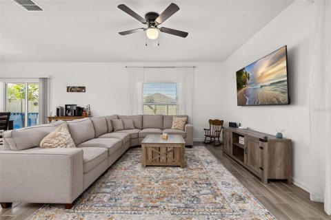 Casa en venta en Davenport, Florida, 4 dormitorios, 173.73 m2 № 2206606 - foto 8