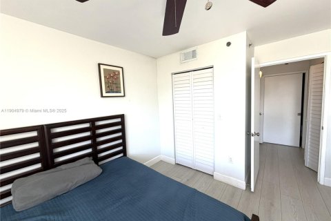 Снять в аренду кондоминиум в Авентура, Флорида 2 спальни, 109.62м2, № 1955237 - фото 11