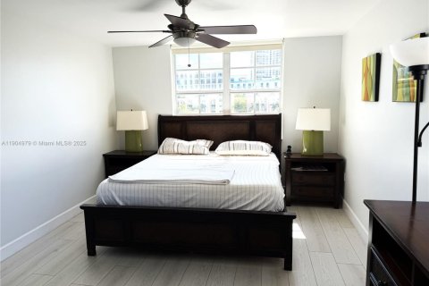 Снять в аренду кондоминиум в Авентура, Флорида 2 спальни, 109.62м2, № 1955237 - фото 6