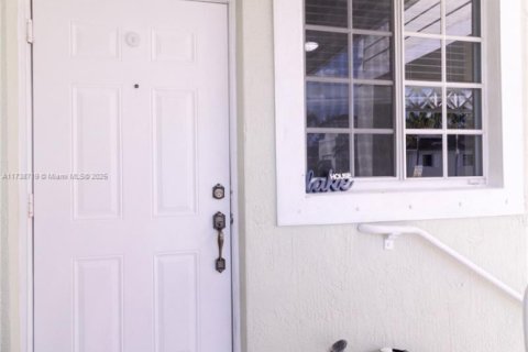 Condo in Homestead, Florida, 2 bedrooms  № 1867735 - photo 3
