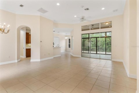 Villa ou maison à vendre à Lady Lake, Floride: 3 chambres, 212.19 m2 № 1914737 - photo 8