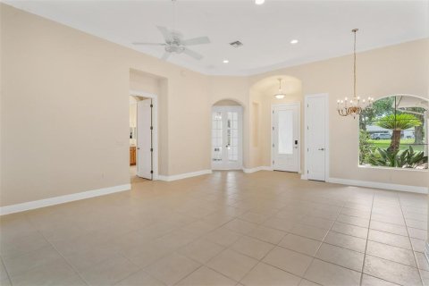 Villa ou maison à vendre à Lady Lake, Floride: 3 chambres, 212.19 m2 № 1914737 - photo 14