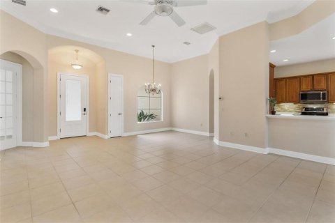 Villa ou maison à vendre à Lady Lake, Floride: 3 chambres, 212.19 m2 № 1914737 - photo 15