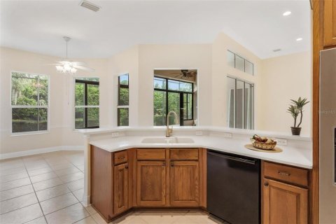 Villa ou maison à vendre à Lady Lake, Floride: 3 chambres, 212.19 m2 № 1914737 - photo 21