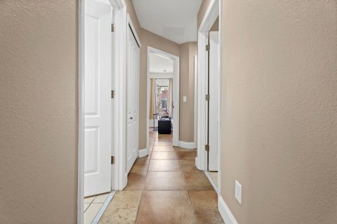 Villa ou maison à vendre à Sorrento, Floride: 3 chambres, 184.88 m2 № 2233915 - photo 28