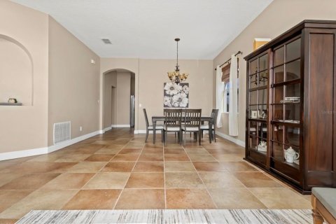 Villa ou maison à vendre à Sorrento, Floride: 3 chambres, 184.88 m2 № 2233915 - photo 6