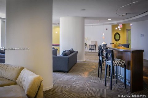 Copropriété à vendre à Miami, Floride: 1 chambre, 74.04 m2 № 2057469 - photo 20