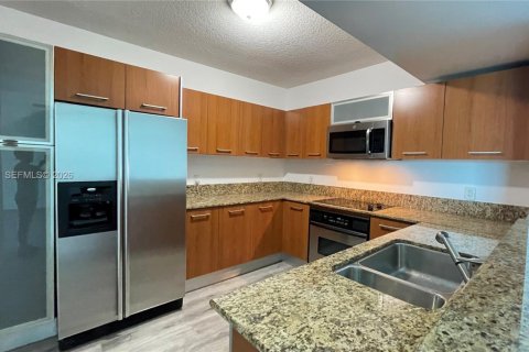 Copropriété à vendre à Miami, Floride: 1 chambre, 74.04 m2 № 2057469 - photo 2
