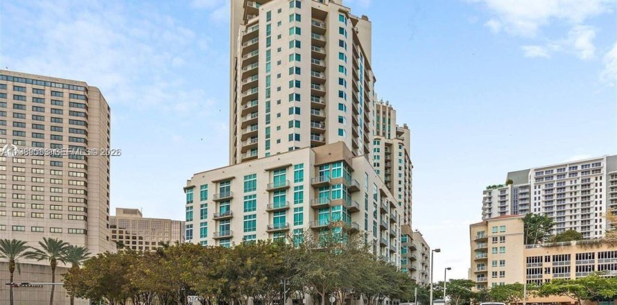 Condo à Miami, Floride, 1 chambre  № 2057469
