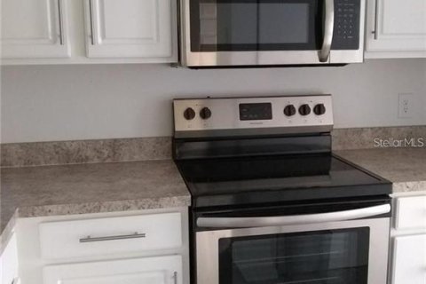 Casa en alquiler en Orlando, Florida, 1 dormitorio, 65.31 m2 № 1898618 - foto 6