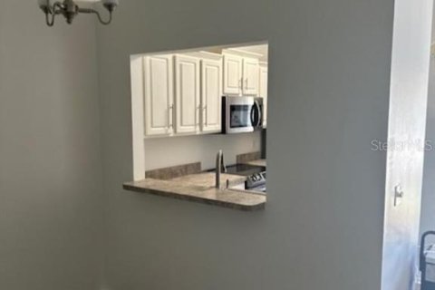 Casa en alquiler en Orlando, Florida, 1 dormitorio, 65.31 m2 № 1898618 - foto 9