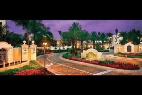 Condo in Miramar, Florida, 2 bedrooms  № 1944211 - photo 3