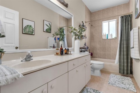 Купить виллу или дом в Хомстед, Флорида 3 спальни, 135.27м2, № 1928323 - фото 16