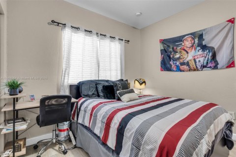 Купить виллу или дом в Хомстед, Флорида 3 спальни, 135.27м2, № 1928323 - фото 20