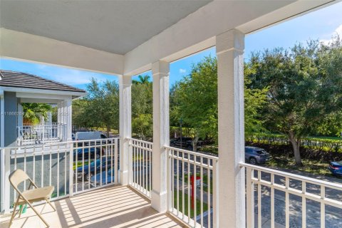 Купить виллу или дом в Хомстед, Флорида 3 спальни, 135.27м2, № 1928323 - фото 17