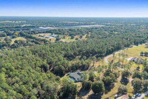 Casa en venta en Eustis, Florida, 4 dormitorios, 384.99 m2 № 2142763 - foto 8
