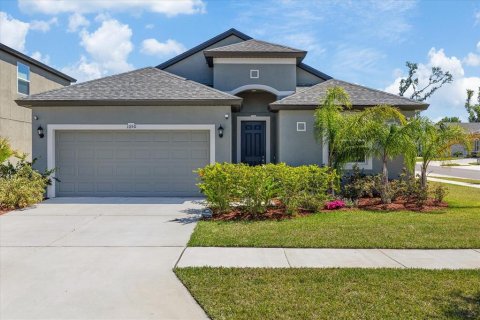 House in Seffner, Florida 4 bedrooms, 193.05 sq.m. № 1582220 - photo 1