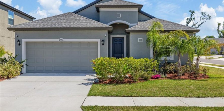 House in Seffner, Florida 4 bedrooms, 193.05 sq.m. № 1582220