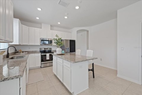 House in Seffner, Florida 4 bedrooms, 193.05 sq.m. № 1582220 - photo 19