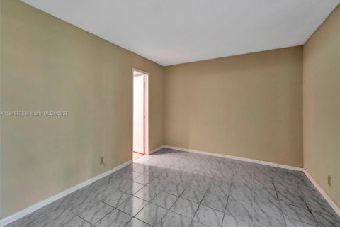 Condominio en venta en Boca Raton, Florida, 1 dormitorio, 66.89 m2 № 1936620 - foto 6