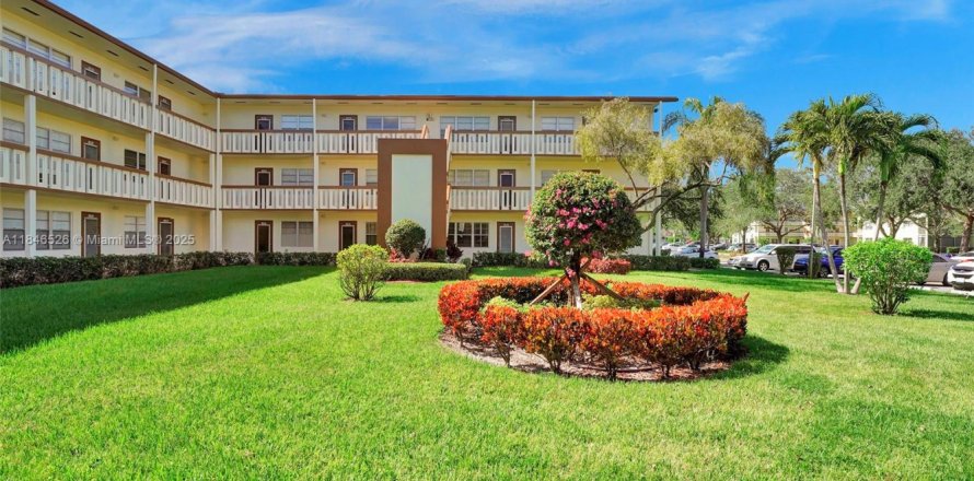 Condominio en Boca Raton, Florida, 1 dormitorio  № 1936620