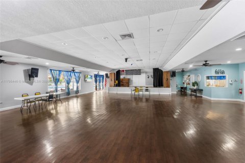 Condo in Lauderdale Lakes, Florida, 2 bedrooms  № 1726584 - photo 19