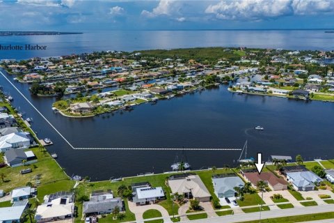Casa en venta en Port Charlotte, Florida, 3 dormitorios, 181.72 m2 № 2219765 - foto 18