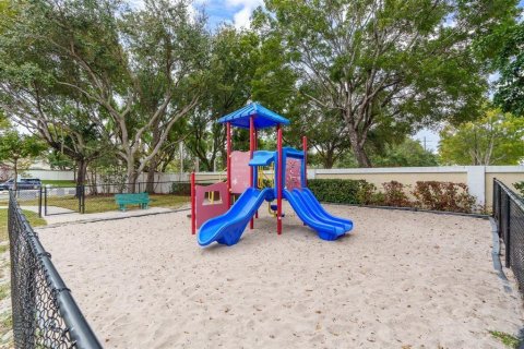 Touwnhouse à vendre à Dania Beach, Floride: 2 chambres, 103.12 m2 № 2173156 - photo 20