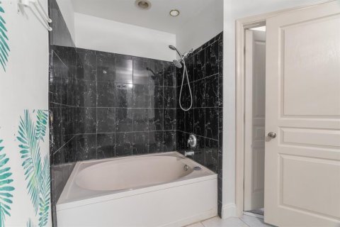 Touwnhouse à vendre à Dania Beach, Floride: 2 chambres, 103.12 m2 № 2173156 - photo 26