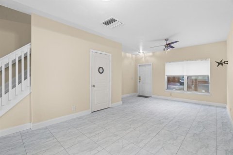 Touwnhouse à vendre à Dania Beach, Floride: 2 chambres, 103.12 m2 № 2173156 - photo 8