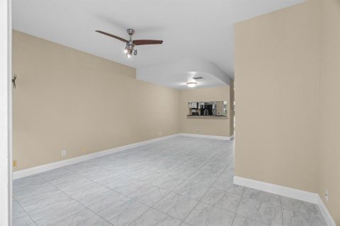 Touwnhouse à vendre à Dania Beach, Floride: 2 chambres, 103.12 m2 № 2173156 - photo 7