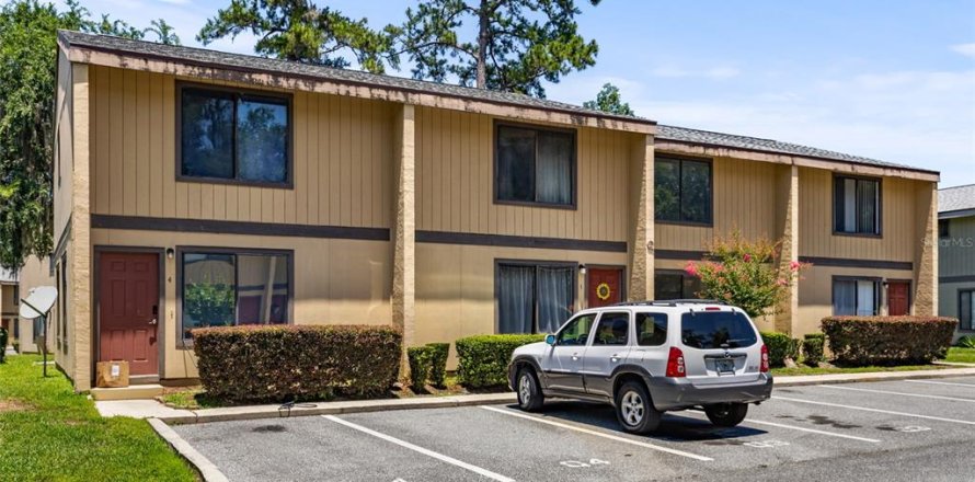 Condominio en Gainesville, Florida, 2 dormitorios  № 1744821