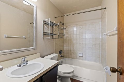 Condominio en venta en Gainesville, Florida, 2 dormitorios, 105.26 m2 № 1744821 - foto 18
