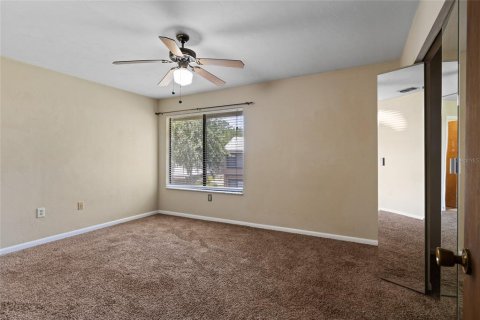 Condominio en venta en Gainesville, Florida, 2 dormitorios, 105.26 m2 № 1744821 - foto 16