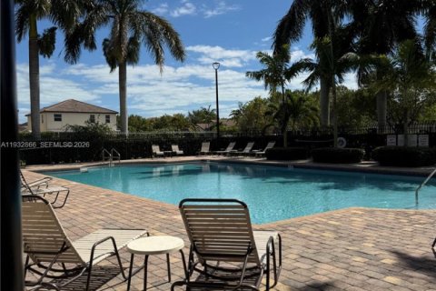 Villa ou maison à vendre à Homestead, Floride: 4 chambres, 174.38 m2 № 2087069 - photo 23