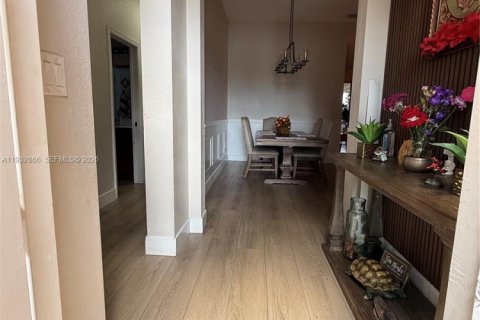 Villa ou maison à vendre à Homestead, Floride: 4 chambres, 174.38 m2 № 2087069 - photo 4